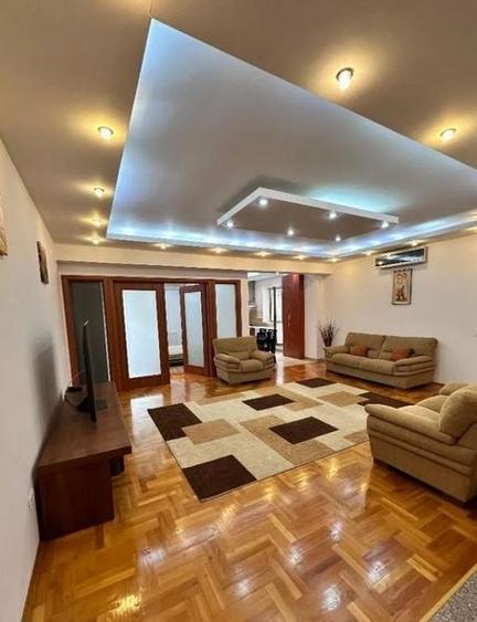Apartament cu 3 camere semidecomandat, mobilat în Herăstrău — fotografia 2