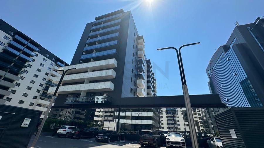 Apartament cu 3 camere decomandat în Pipera