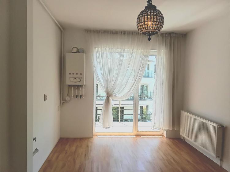 Apartament cu 2 camere semidecomandat în Dristor
