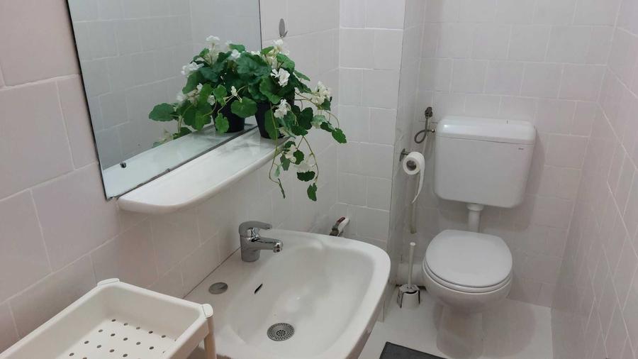 Apartament cu 3 camere decomandat în Aviației