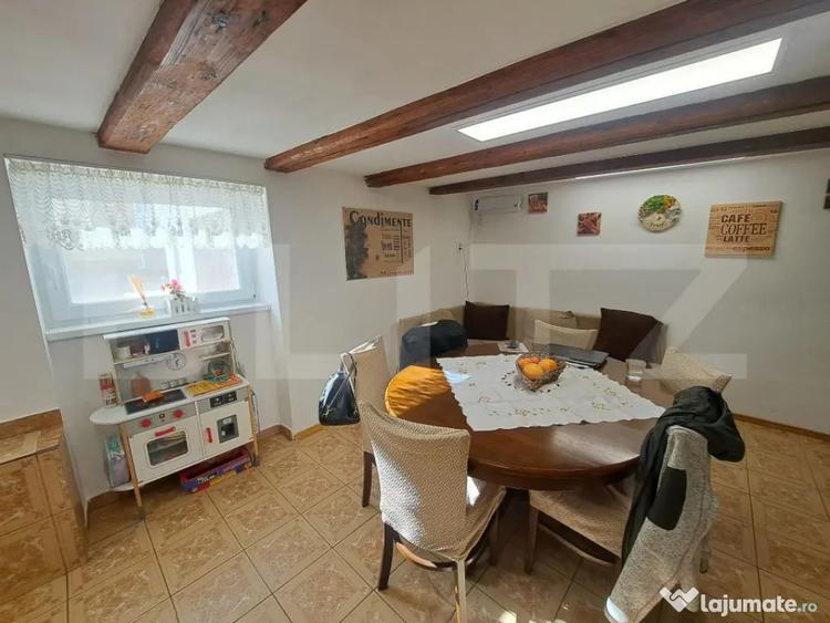 Casa saseasca renovata integral, 2200 mp teren, ideala - 17