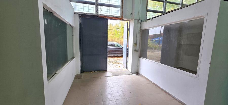 Spațiu industrial, de 140 mp, în Industriilor