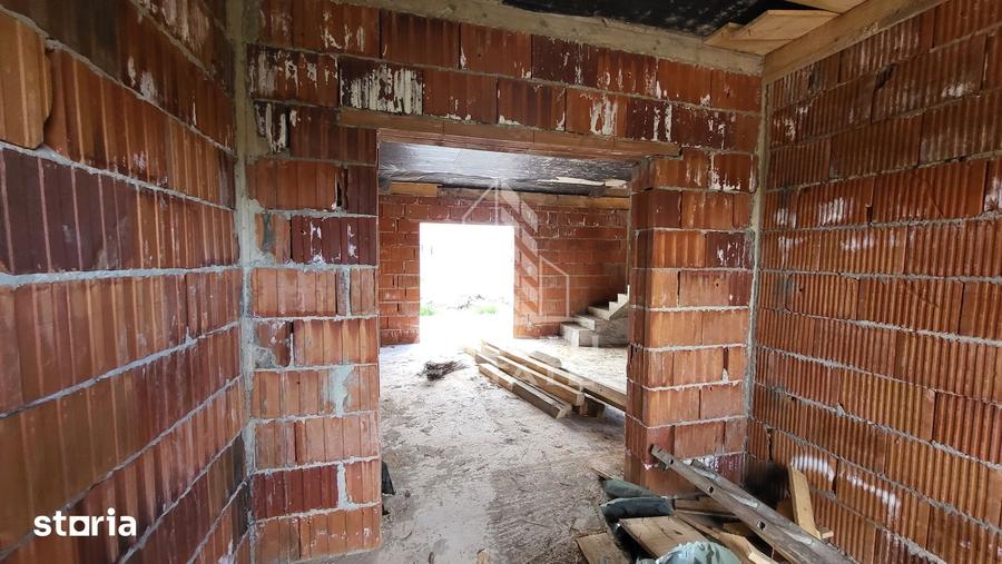 Casă cu 3 camere cu Teren 330 Mp în Tipografilor