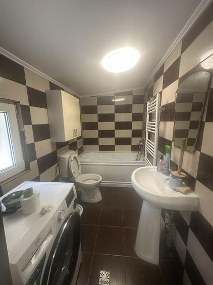 Casă cu 4 camere cu Teren 350 Mp în Colentina