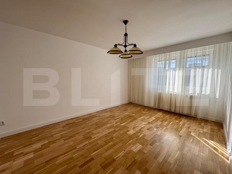 Duplex cu 5 camere cu Garaj în Andrei Mureșanu