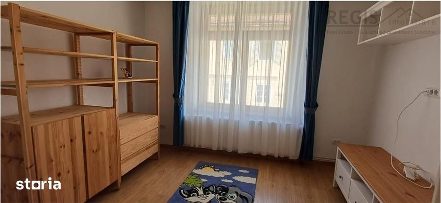 Apartament cu 3 camere, mobilat în Centrul Istoric