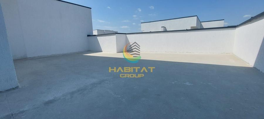 Penthouse cu 4 camere decomandat în Nord-Est