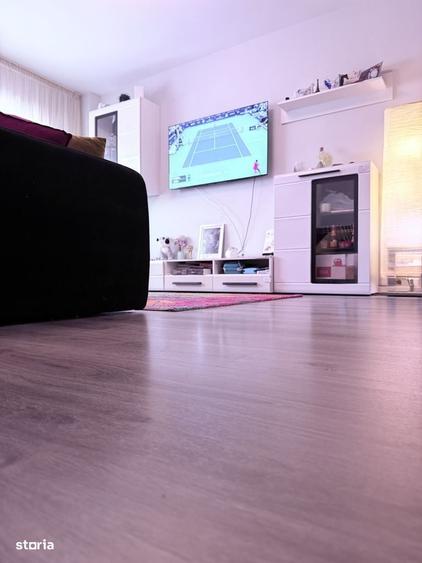 Apartament cu 3 camere decomandat în Drumul Taberei