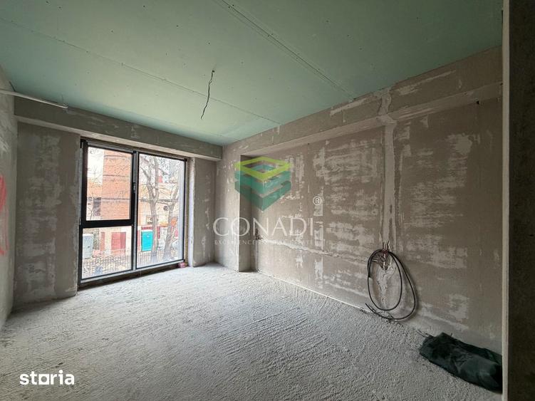 Spațiu comercial, de 777 mp, în Grivița