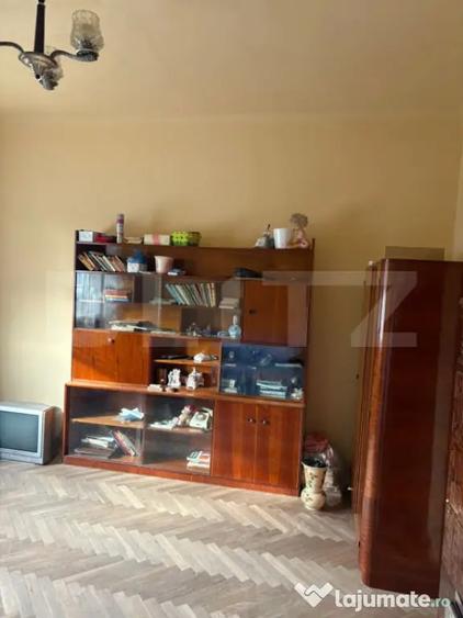 Casă cu 3 camere cu Teren 310 Mp în Central