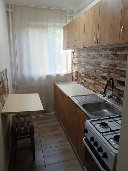 Apartament cu 2 camere nedecomandat în Republicii