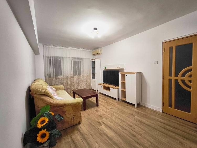 Apartament cu 2 camere decomandat, mobilat în Central