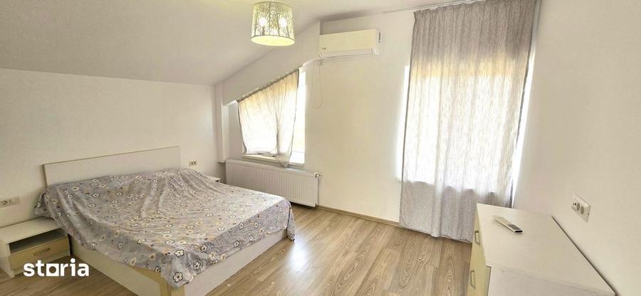 Casă cu 5 camere cu Teren 330 Mp în Ferme