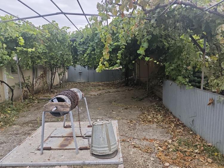 Casă cu 4 camere în Stejaru