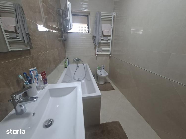 Apartament cu 2 camere, mobilat în Tătărași
