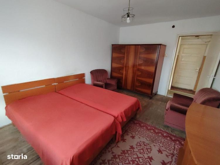 Apartament cu 3 camere în Micro 9
