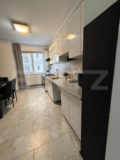 Apartament cu 2 camere decomandat, mobilat în Pietroasa