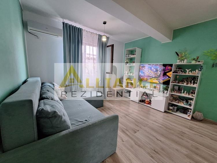 Apartament cu 2 camere semidecomandat, mobilat în Central