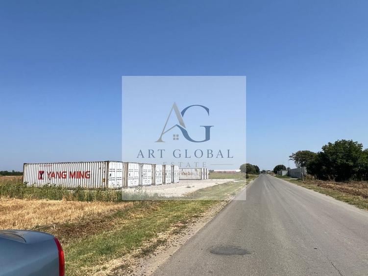 Teren Construcții intravilan de 65600 mp, în Căciulați