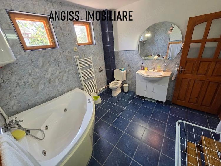 Casă cu Teren 1500 Mp în Mineri