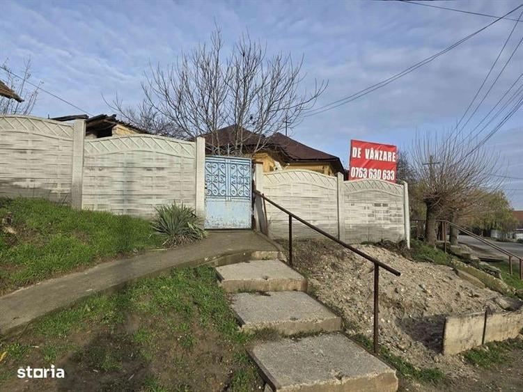 Casă individuală cu 5 camere cu Teren 1200 Mp în Braloștița