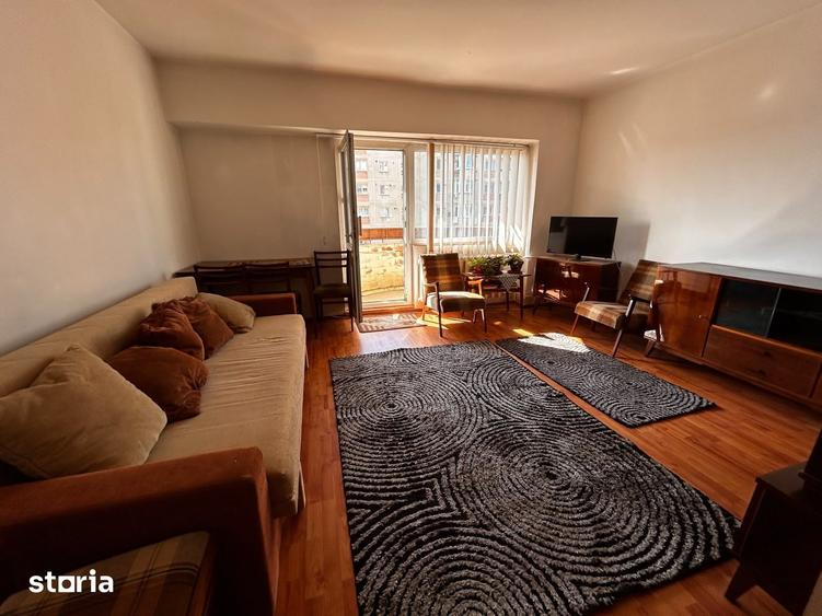 Apartament o camera decomandat Pacurari vis-a-vis de Petrom - 1