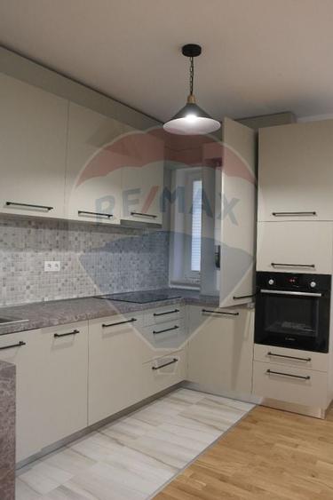 Apartament cu 2 camere semidecomandat în Borhanci