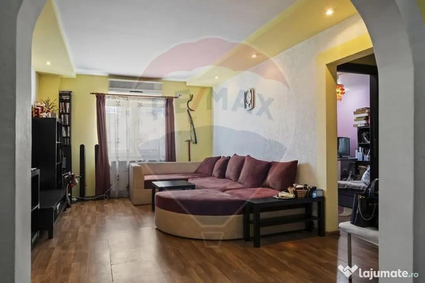 Apartament cu 4 camere decomandat în Sebastian