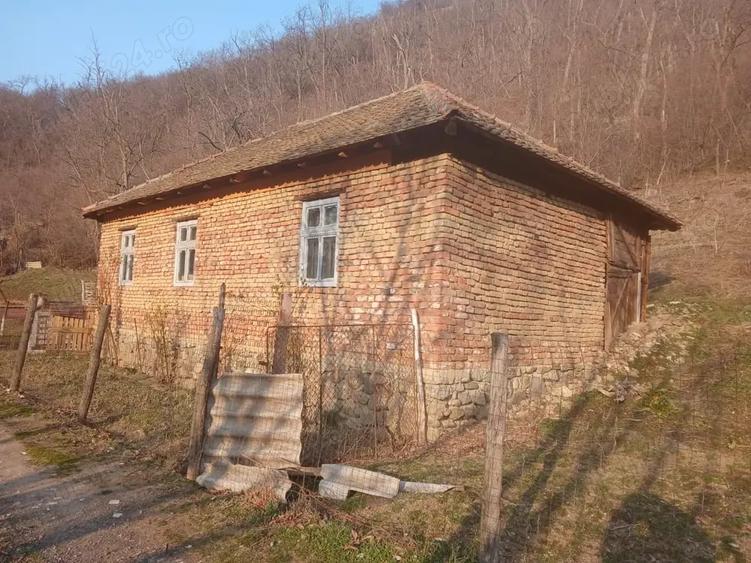 Casă cu 2 camere în Orșova