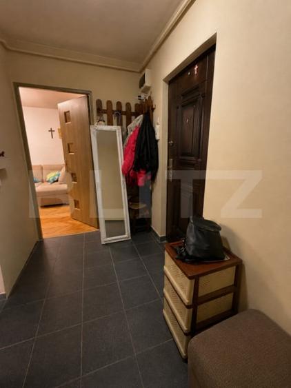 Apartament cu 2 camere decomandat în Micro 17
