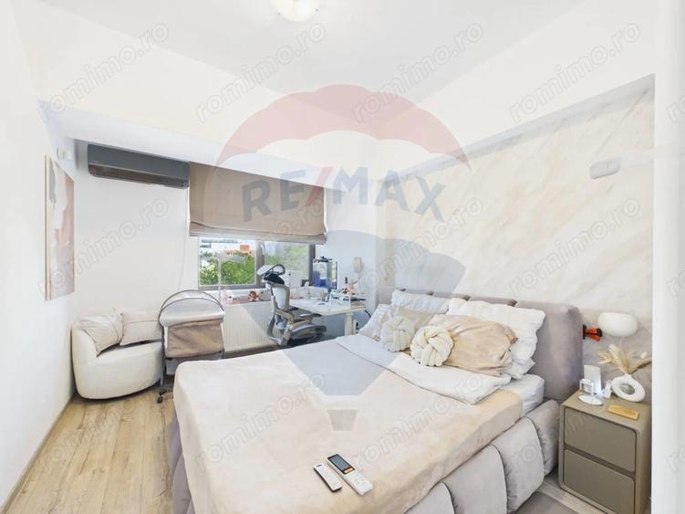 Apartament cu 3 camere decomandat, mobilat în Mihai Bravu