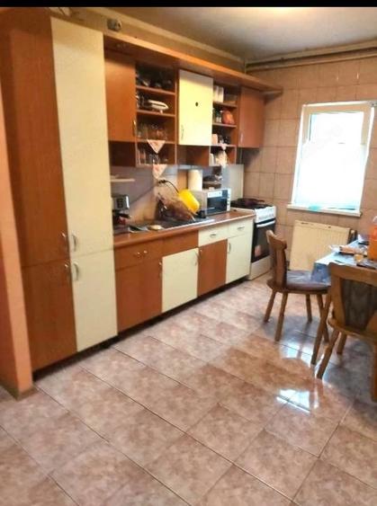 Apartament cu 2 camere semidecomandat în Complex Studențesc