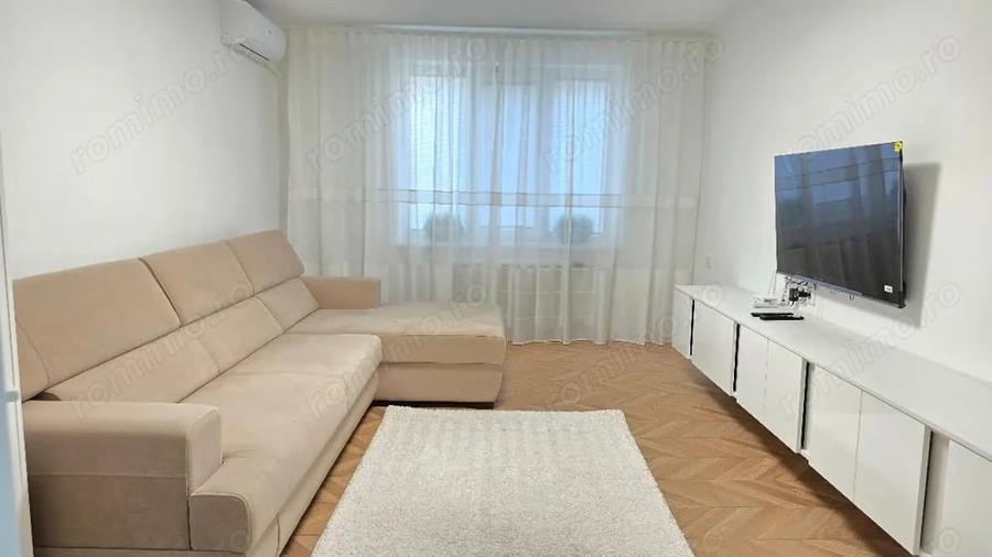 Apartament cu 3 camere decomandat în Gheorghe Lazăr