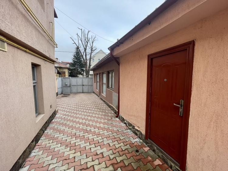 Birou, de 40 mp, în Lizeanu