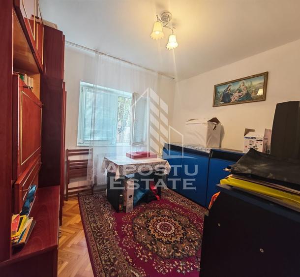 Apartament cu 3 camere decomandat, mobilat în Șagului