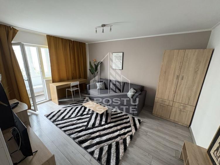Apartament cu 3 camere decomandat, mobilat în Circumvalațiunii