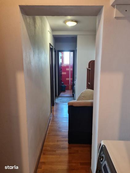 Apartament cu 4 camere decomandat în Ștrand