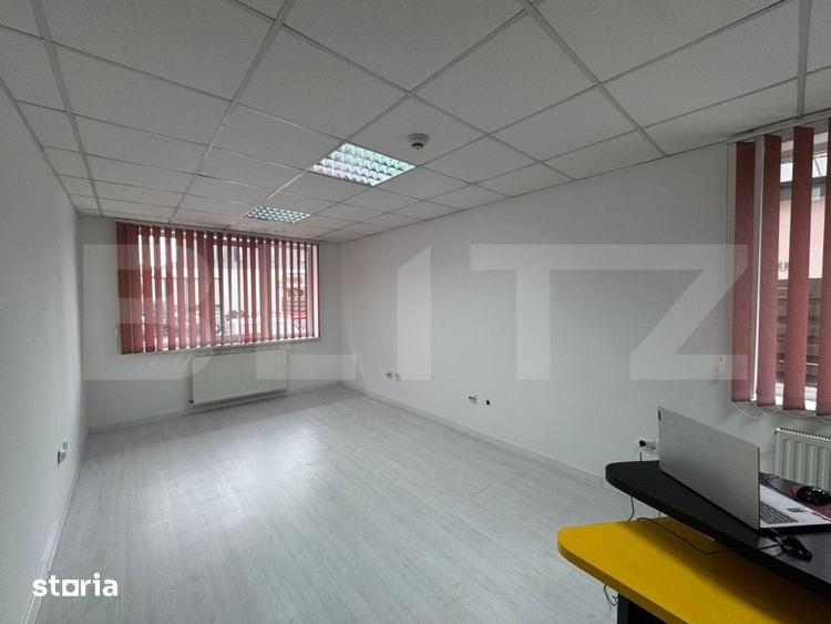 Spatiu birou, cheltuieli incluse, parcare, 38 mp, zona Plopilor - 2