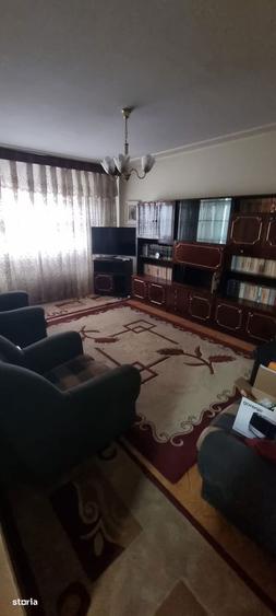 Apartament cu 3 camere în Nicolina