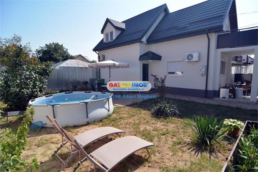 Casă cu 5 camere cu Teren 300 Mp în Est