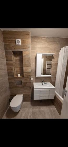 Apartament cu 2 camere semidecomandat, mobilat în Brâncoveanu