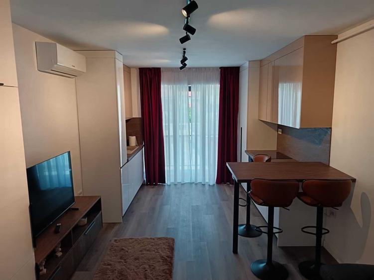 Apartament cu 2 camere decomandat în Exterior Vest