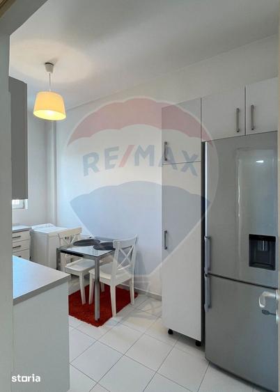 Apartament cu 2 camere semidecomandat, mobilat în Domenii