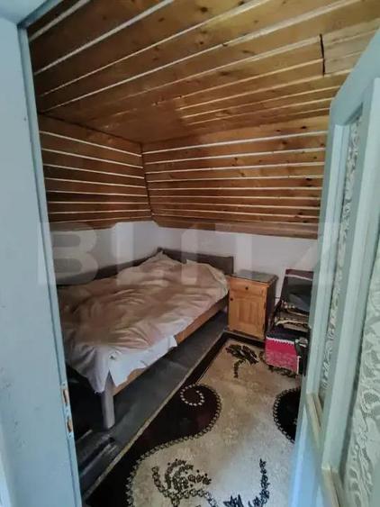 Casă cu 5 camere cu Teren 175 Mp în Lunca