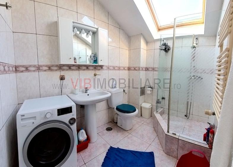 Casă cu 5 camere cu Piscina în Dămăroaia