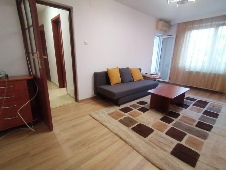 Apartament cu 2 camere decomandat în Obor
