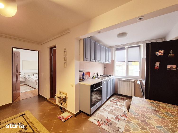 Apartament cu 2 camere decomandat în Precista