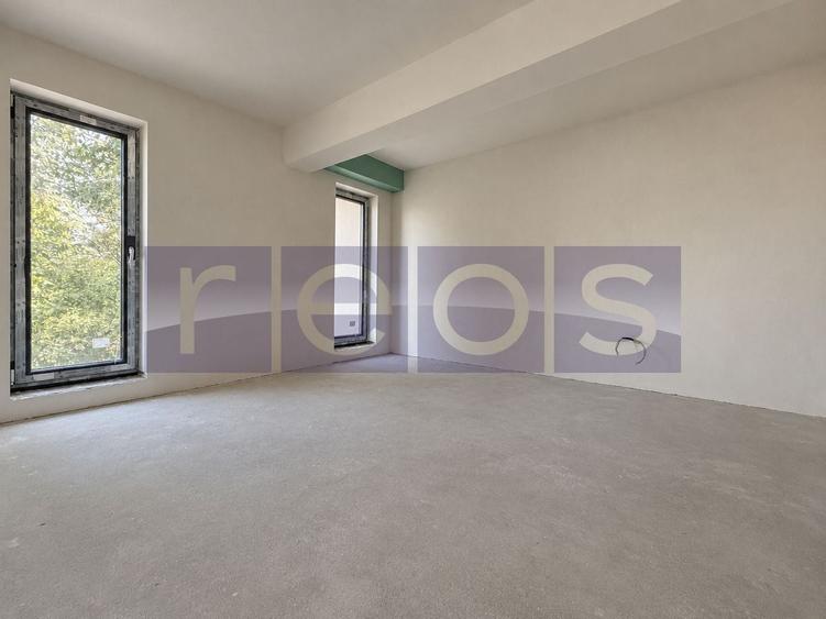 Apartament cu 3 camere în Jiului