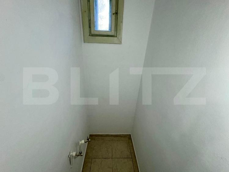 Apartament cu 2 camere decomandat în Spitalul Județean