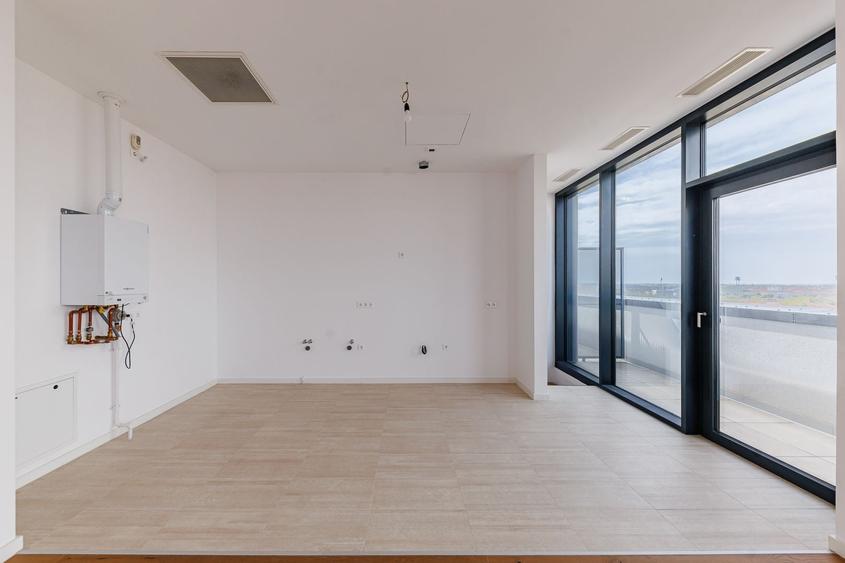 Apartament cu 3 camere decomandat în Complex Studențesc